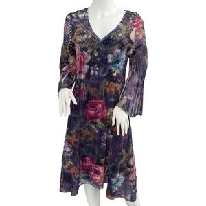 KOMAROV Medium Midi Crinkle Dress Purple Floral Whimsygoth Fairy
Easter Spring